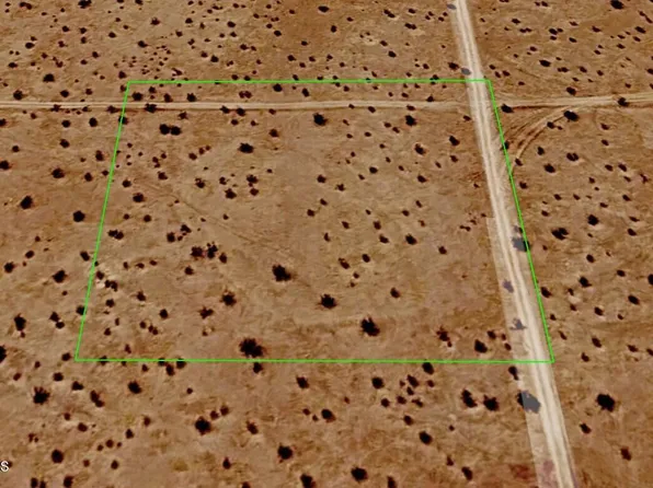 21500 E Mercedes Vic Blvd N, Edwards, CA 93523