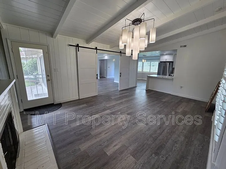 9 W Robinhood Dr — Photo 25
