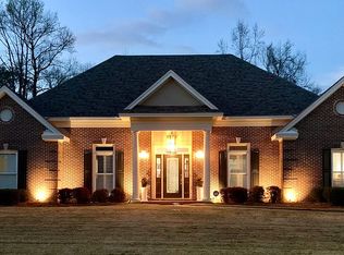 764 Towne Lake Dr, Montgomery, AL 36117