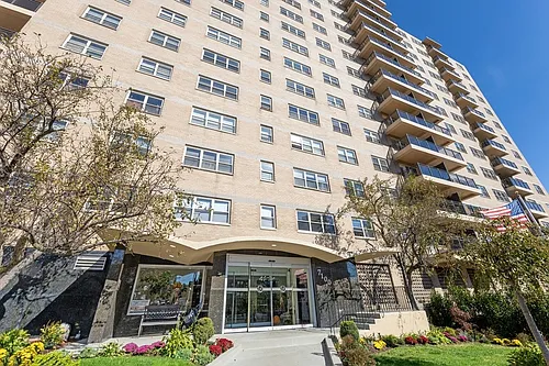 7100 Boulevard East #7 Photo 1