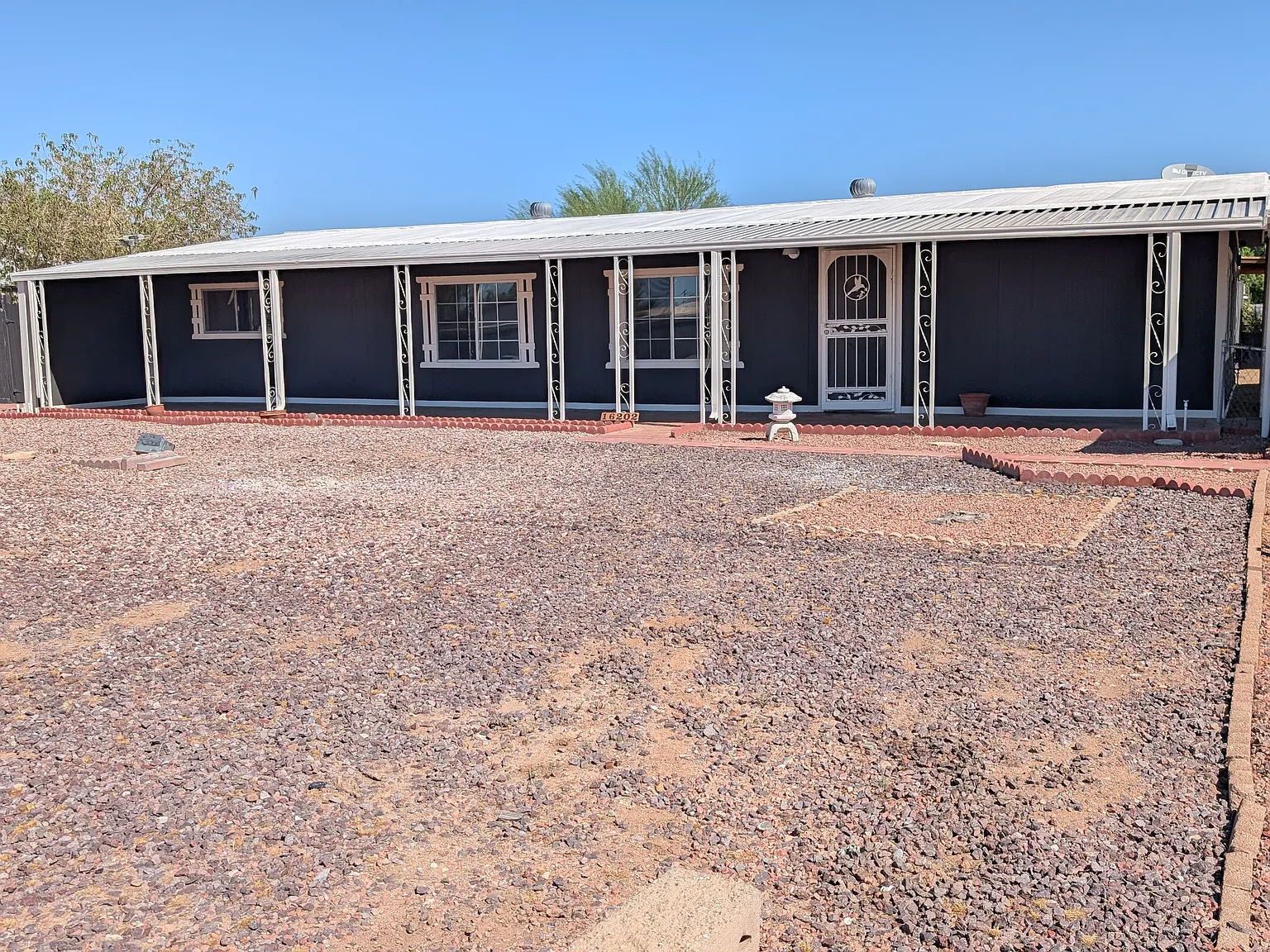 4 bed, 1354 sqft, $2,000 — Photo 4