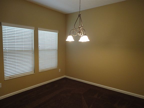 4th image of 4557 Olde Park Dr