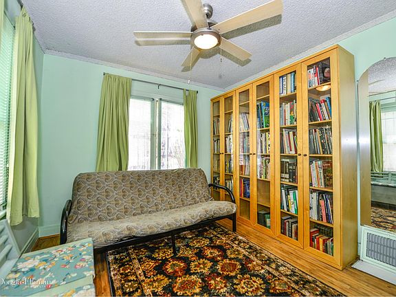 3rd image of 2306 S Orange Dr