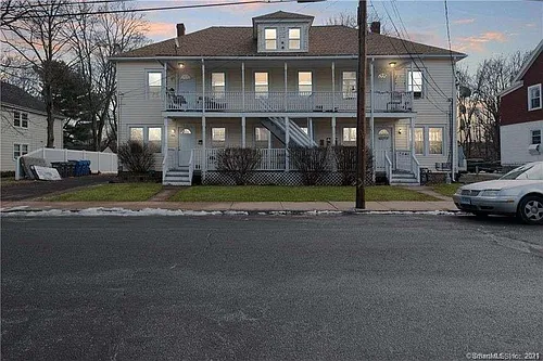 93 North St #B Photo 1