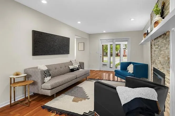 1202 Juno Ave — Photo 4
