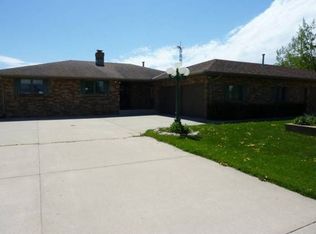 61219 Frederick Dr, Madison Lake, MN 56063