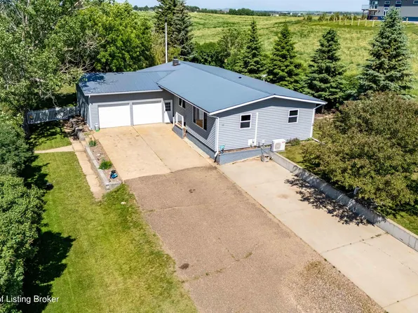 60 20th St SW, Dickinson, ND 58601