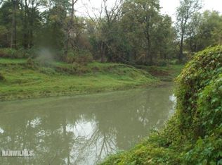 84 Route S, Hanover, IL 61041