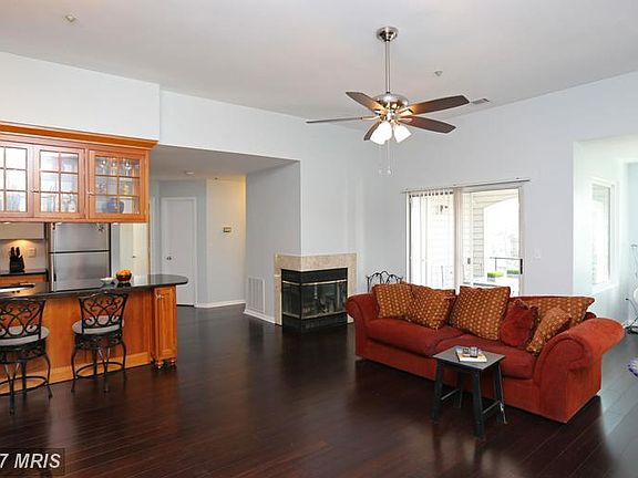 5th image of 10 Greystone Ct APT L