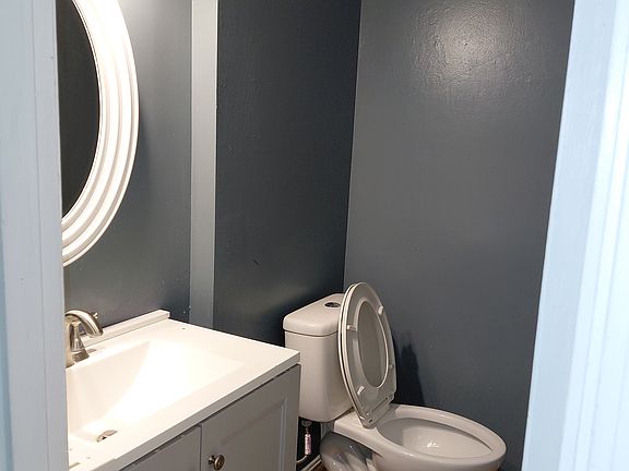 5th image of 4840 Fegenbush Ln #4840