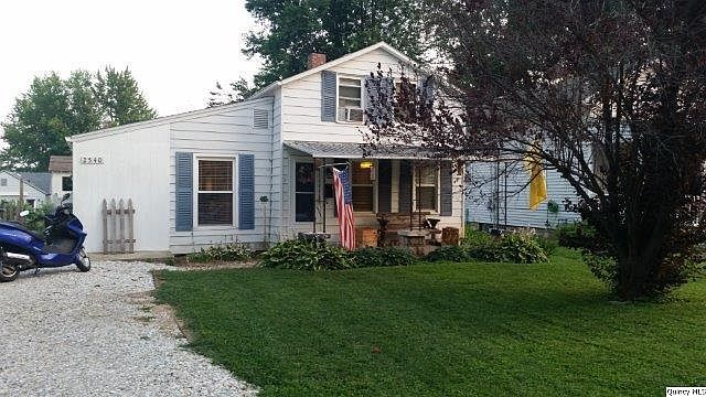 Home for Sale in Quincy, IL $59,900
