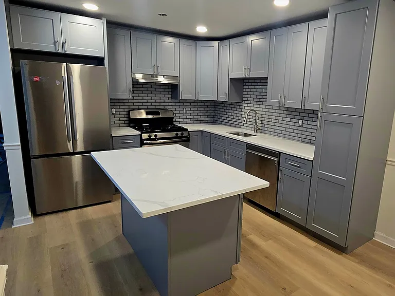 Brand New Gourmet Kitchen with Stainless Steel Appliance Package