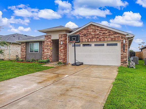 3rd image of 29518 Paytons Park Ct