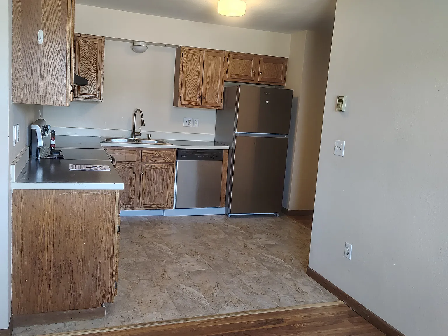 2 bed, $950 — Photo 3