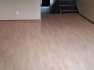 818 Green Breeze Cir, Altoona, IA 50009
