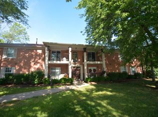 605 Forest Park Rd, Louisville, KY 40223