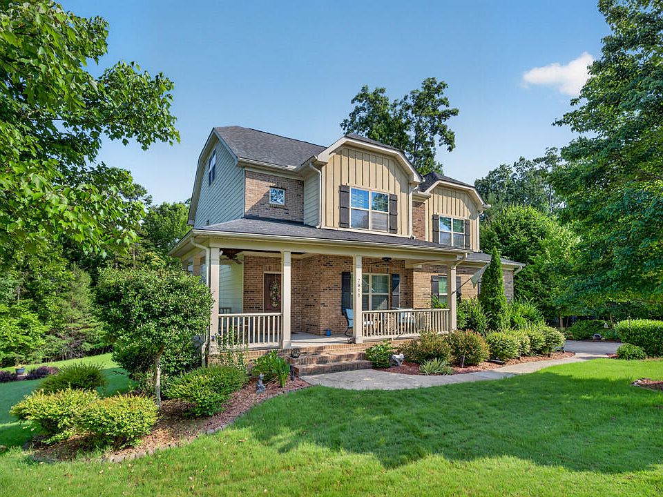 1st image of 2811 Reynolda Cir