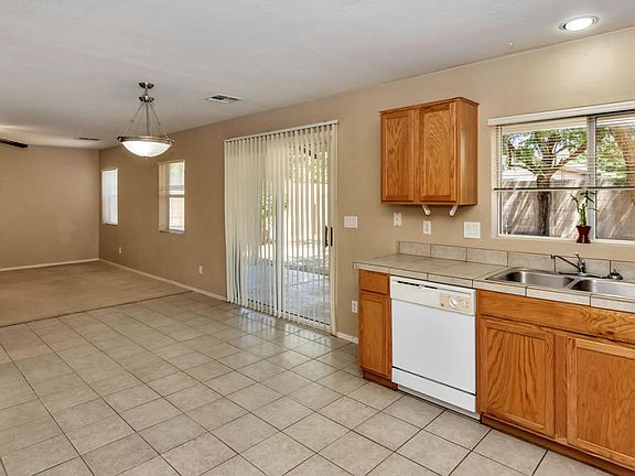 5th image of 11598 W Duran Ave