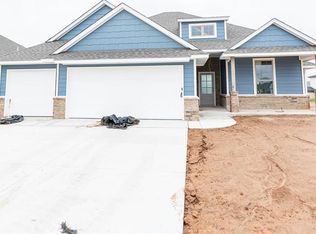 9312 NW 86th St, Yukon, OK 73099