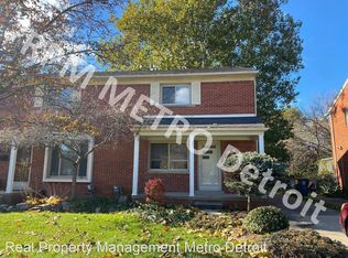2517 Oliver Rd, Royal Oak, MI 48073