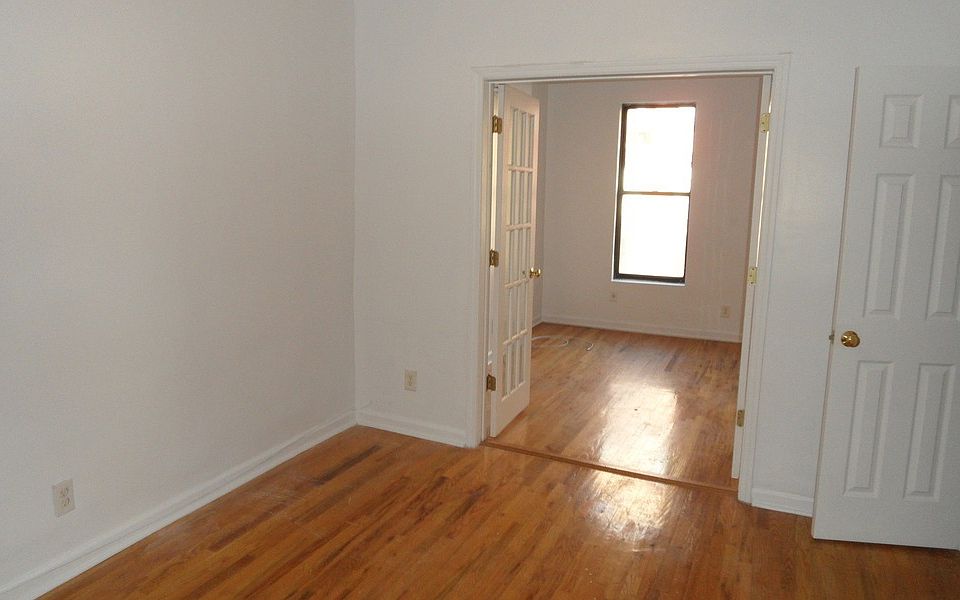 1st image of 303 W 114th St