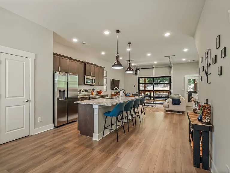 207 Stonecrest Cir — Photo 20