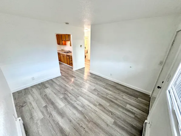 1210 Lilac Ln #3, Kenai, AK 99611