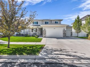 1059 W Valor Ct, Bluffdale, UT 84065