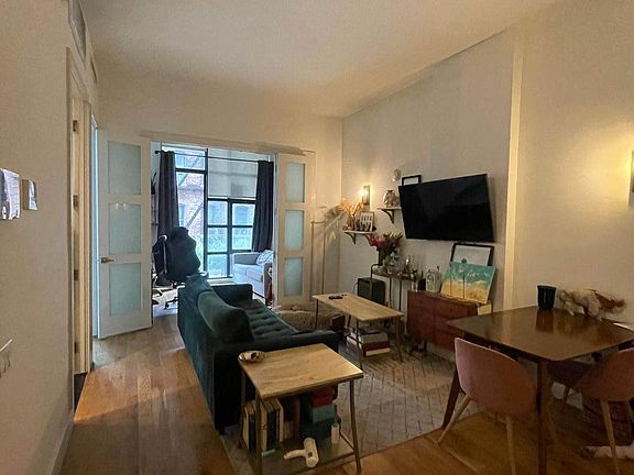 3rd image of 41-21 28th St #3K
