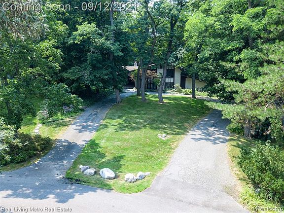 3rd image of 1511 Surria Ct