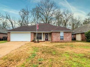 1106 Bullrun Dr, Jackson, MS 39272
