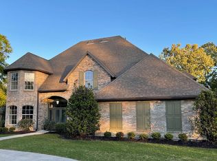 403 Renwood Cir, Lafayette, LA 70503