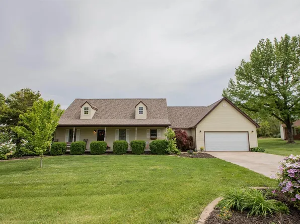 2940 Delora Ln, Herrin, IL 62948