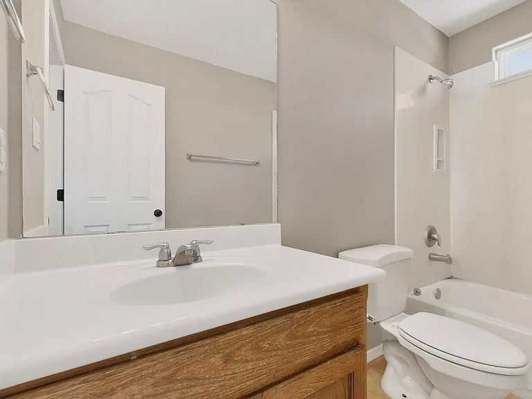 968 Molten Pl NW — Photo 27