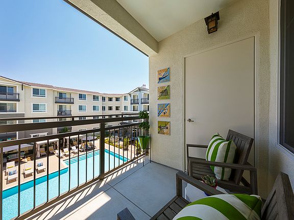 3rd image of 19401 Parthenia St APT 2078