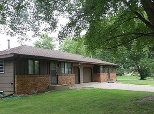 802 Parkview Ln N, Champlin, MN 55316