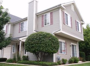 302 Windsor Ct UNIT A, South Elgin, IL