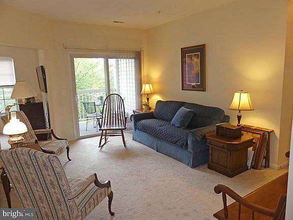 4th image of 315 Willrich Cir Unit 315G