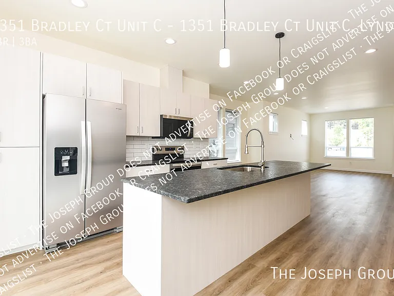 1351 Bradley Ct #C — Photo 5