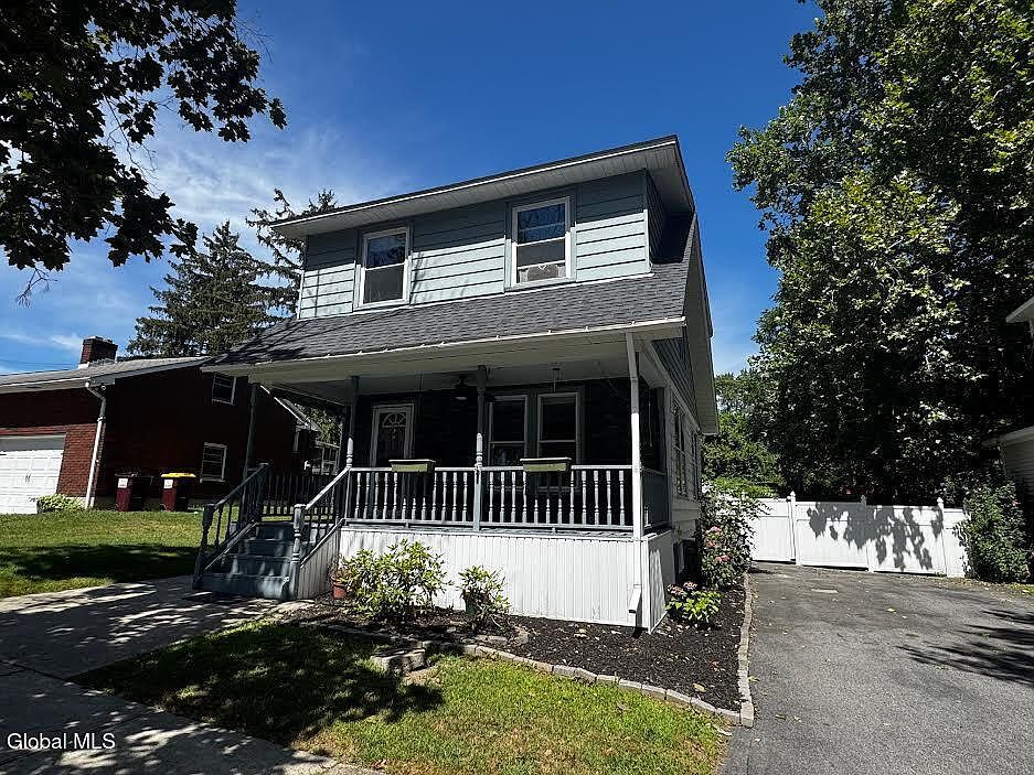 1st image of 11 N Riverside Park