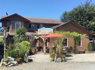 125 4th St N, Manzanita, OR 97130