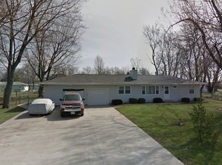 4118 Dean Dr, Decatur, IL 62526