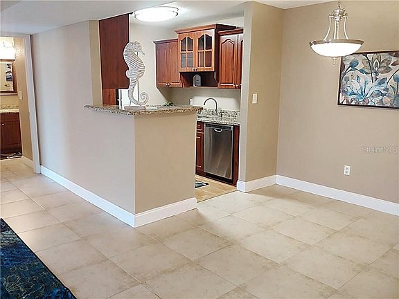 3rd image of 455 Alt 19 S APT 118