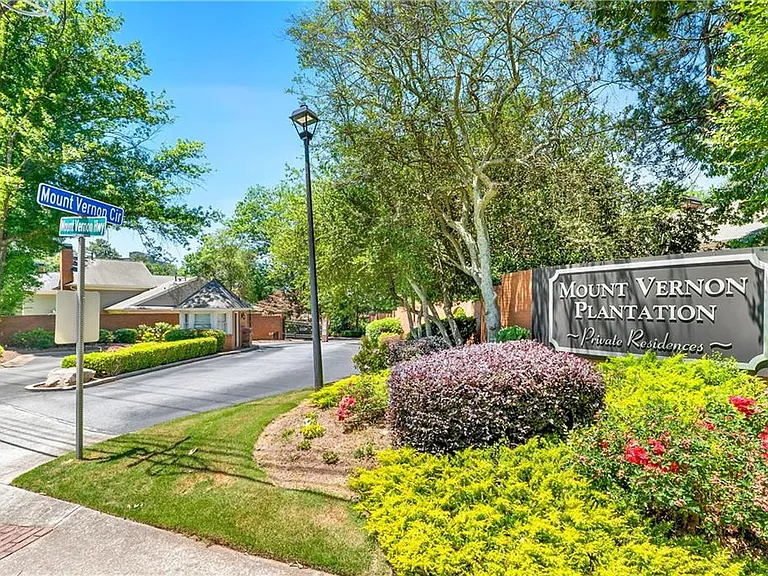 46 Mount Vernon Cir — Photo 38
