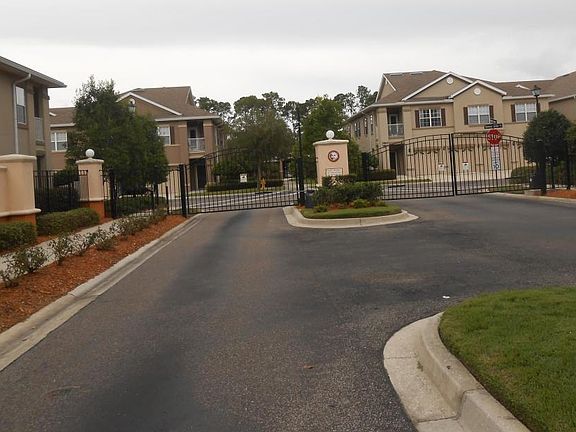 3rd image of 3889 Summer Grove Way N #13