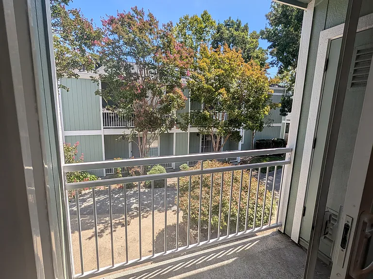 1501 La Esplanada Pl #323 — Photo 13