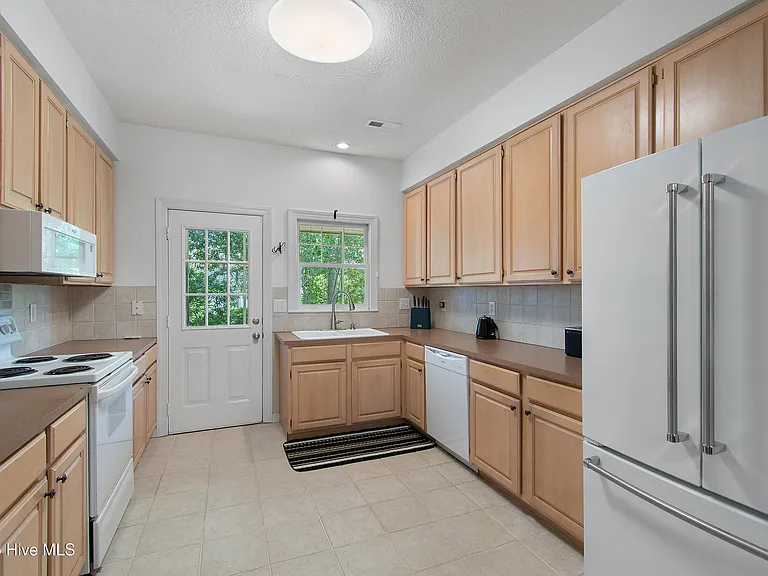 4148 Carlyle Pl SE — Photo 9