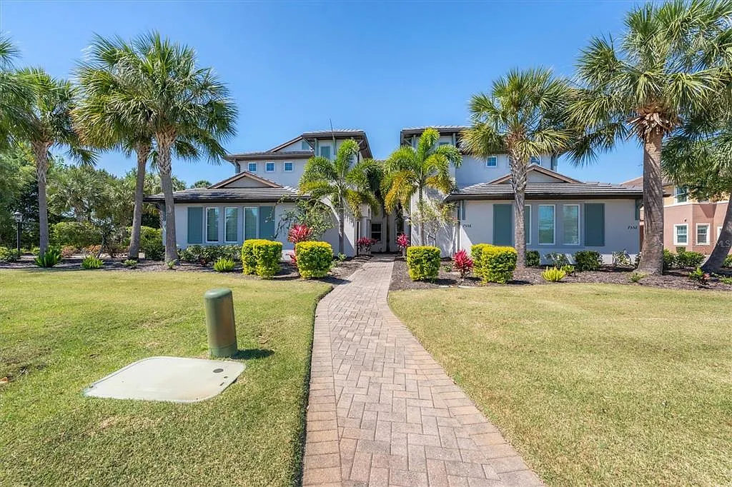 3 bed, 2.0 bath, 1748 sqft, $7,500 — Photo 1