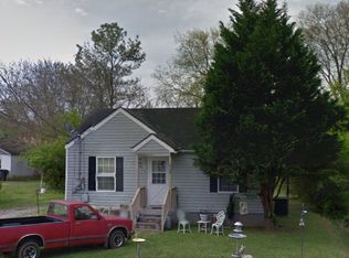 1002 E 9th St, Columbia, TN 38401