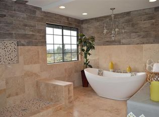 6055-57 Bonita Meadows Ln, Bonita, CA 91902